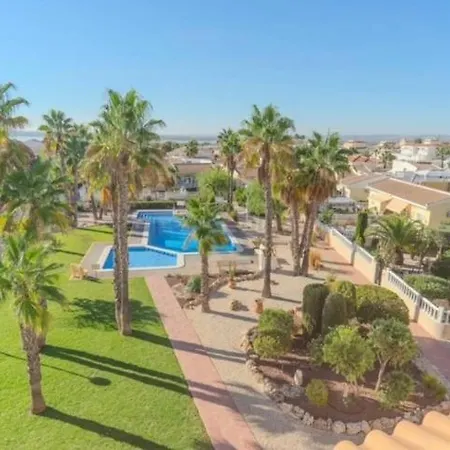 Casa Soleada Apartment *